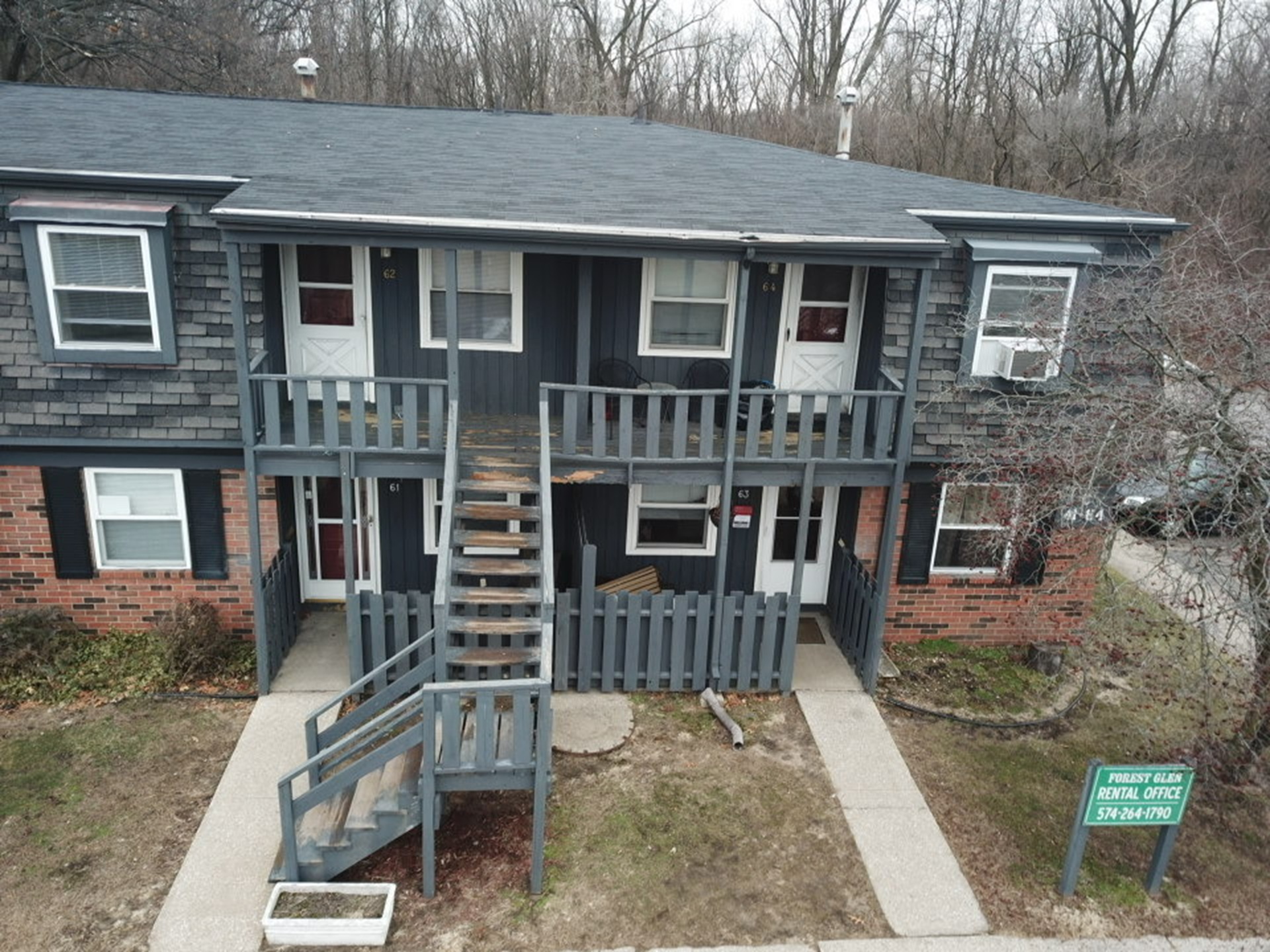 Forest Glen Apartments exterior in Elkhart Indiana